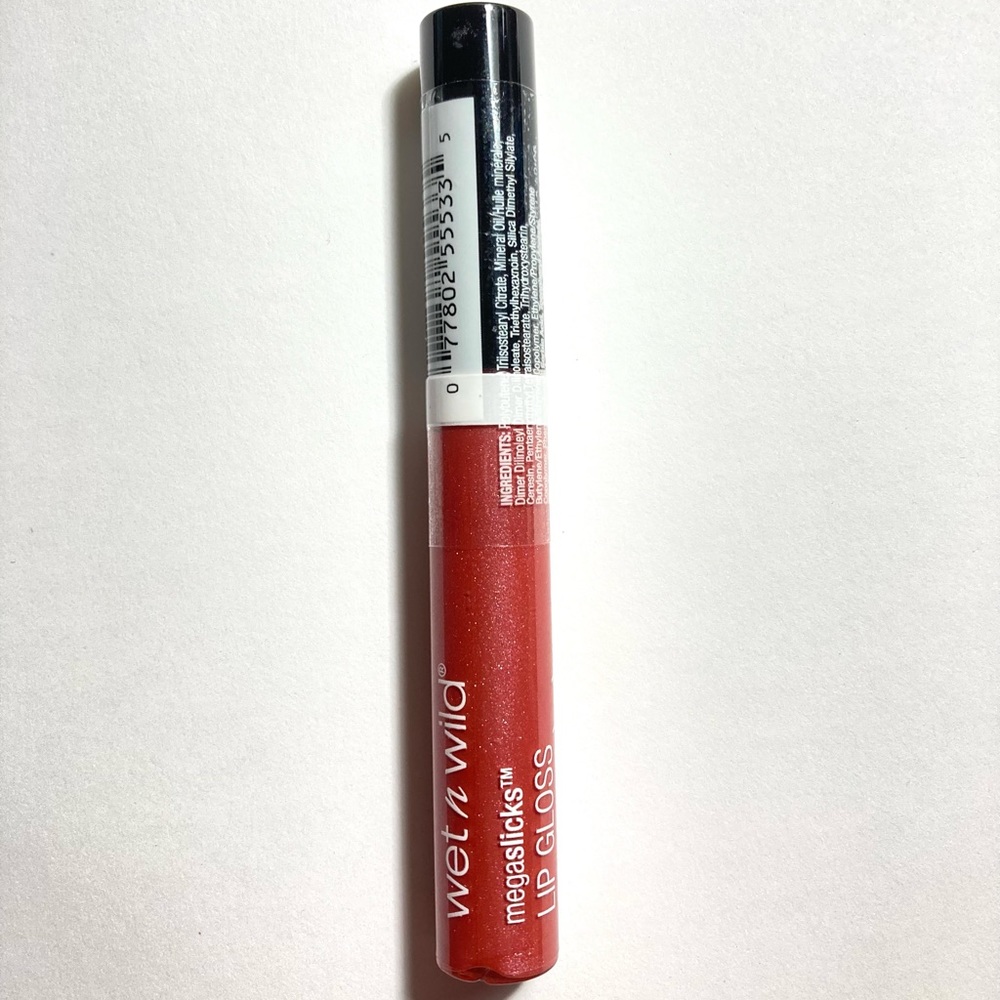 NEW Wet n Wild® Megaslicks 553C Raspberry Voice Lip Balm Gloss